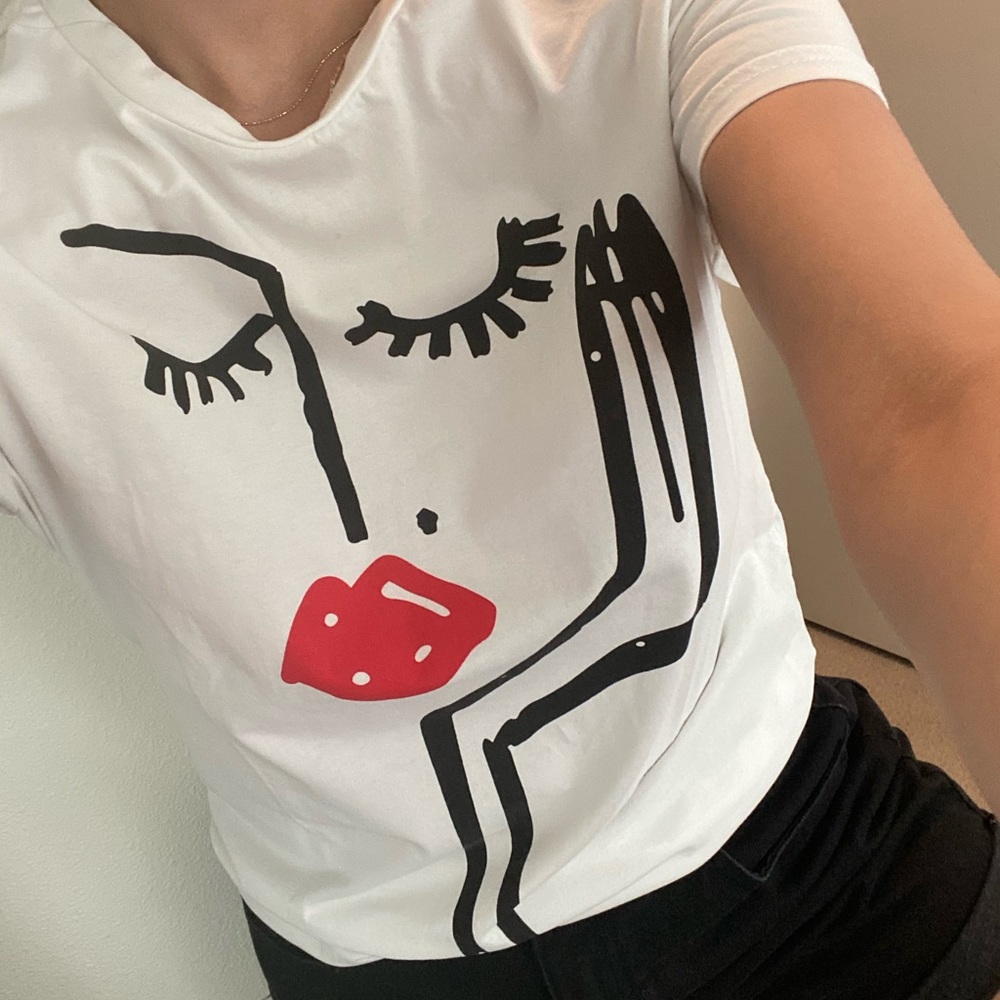 White T-shirt